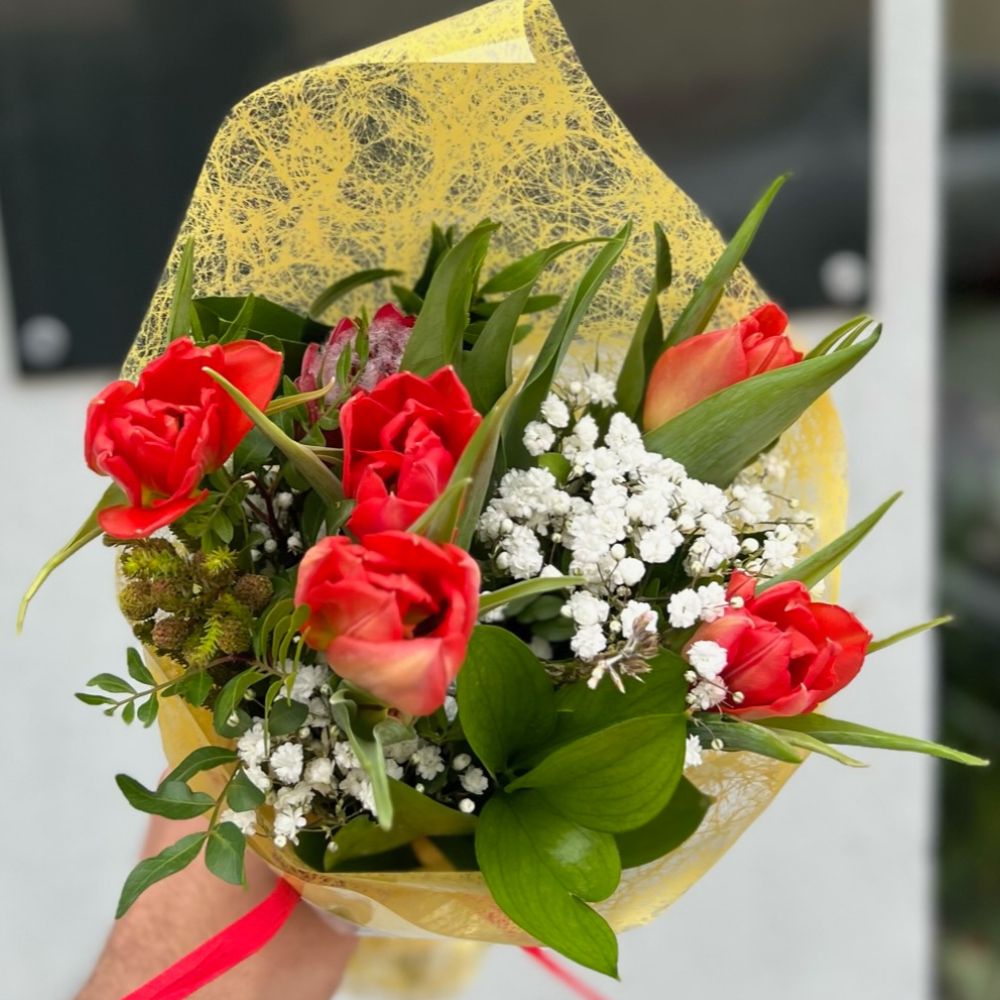 Regalar rosas rojas el Día de la Madre - Floristeria Lujo de Caja de Rosas  Madrid