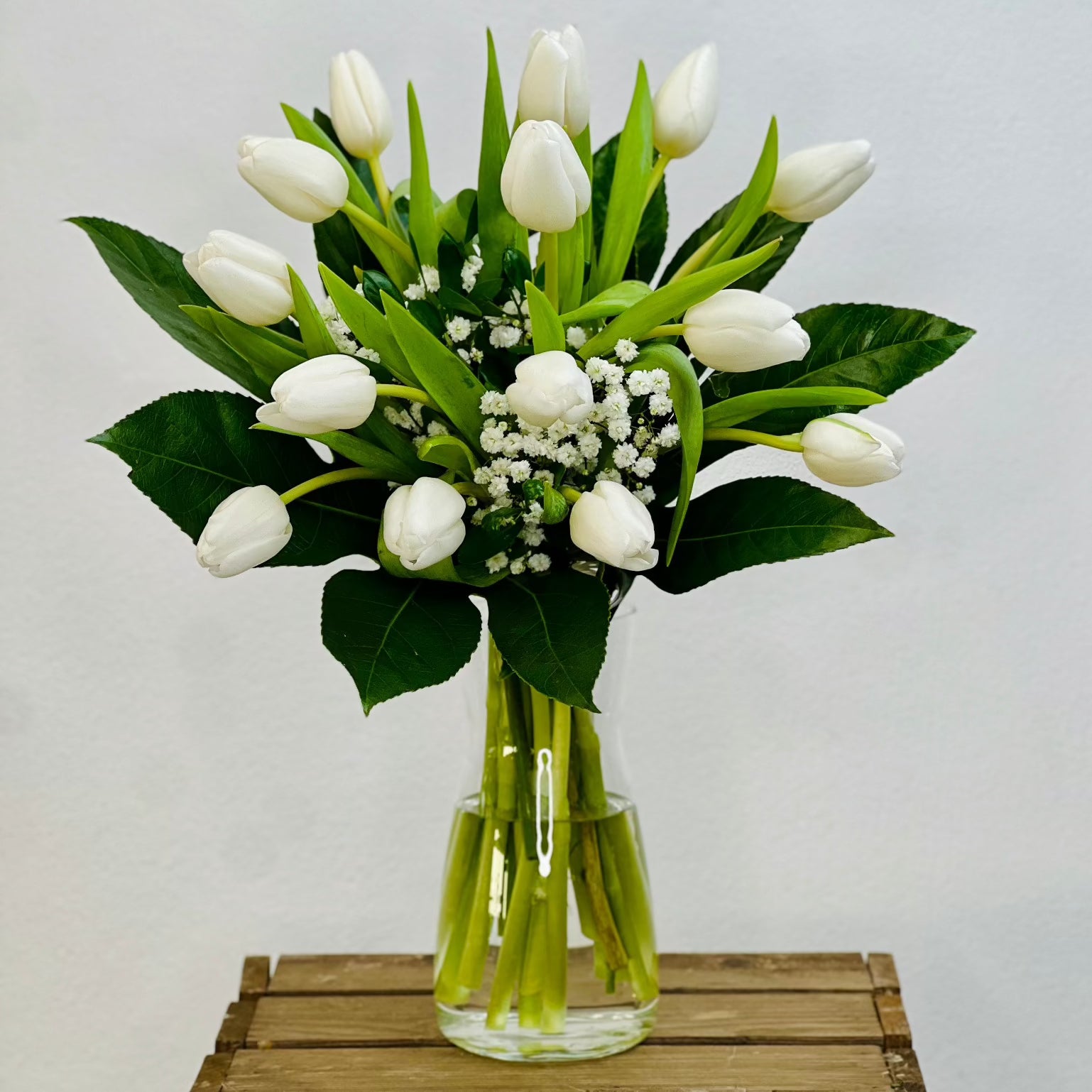 Ramo de tulipanes blancos