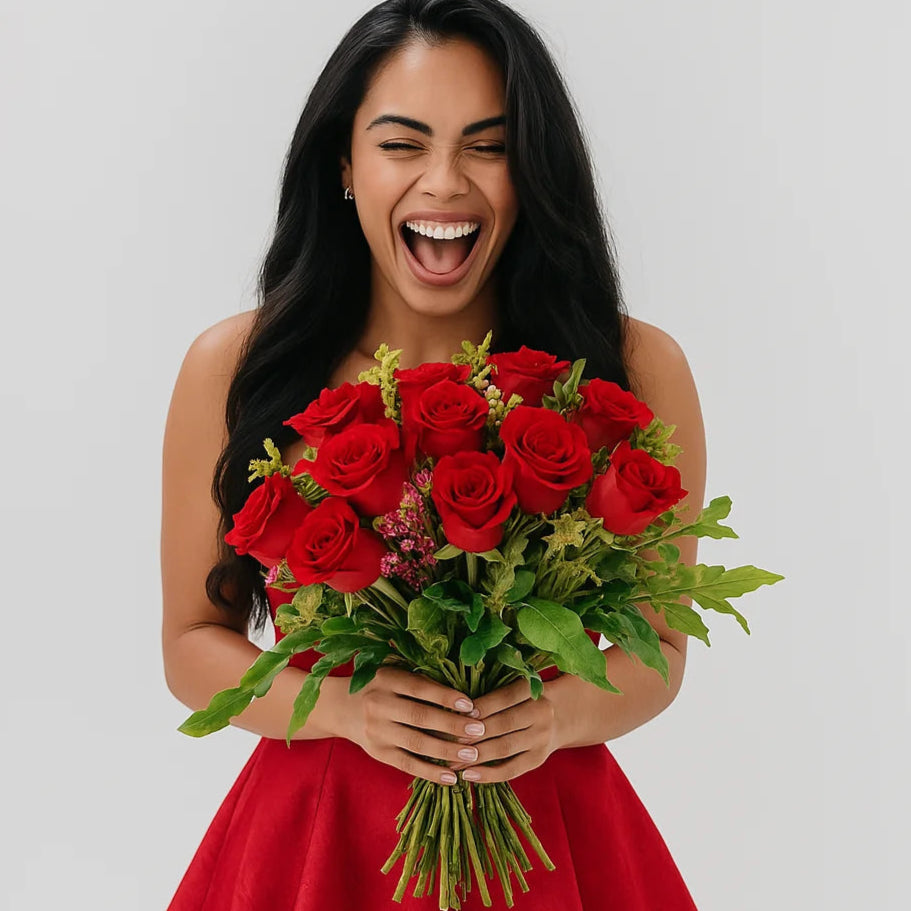 Ramo romántico de rosas rojas ideal para expresar amor de persa flores