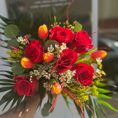 Express your love with a bouquet of red roses at home