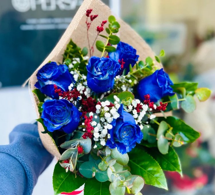 Las 5 flores azules más bellas que existen - Persa Flores