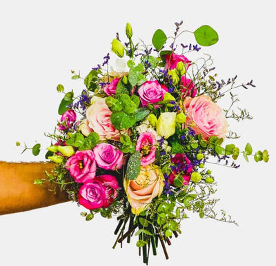 The most beautiful bouquets of natural flowers
