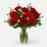 Amor | Red Roses Bouquet in a Glass Vase - Persa Flores