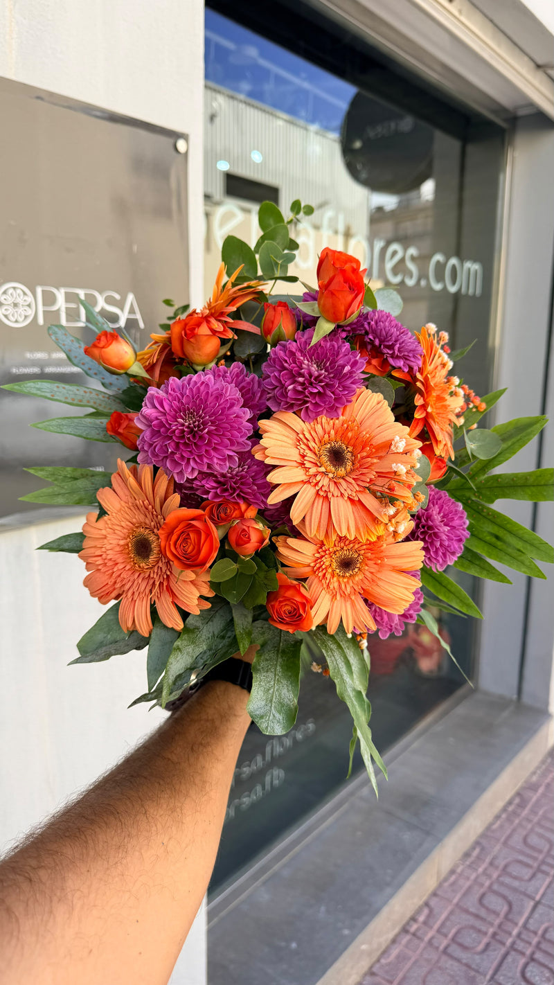 Ramo Alborada, fotografiado en nuestra floristería antes de salir